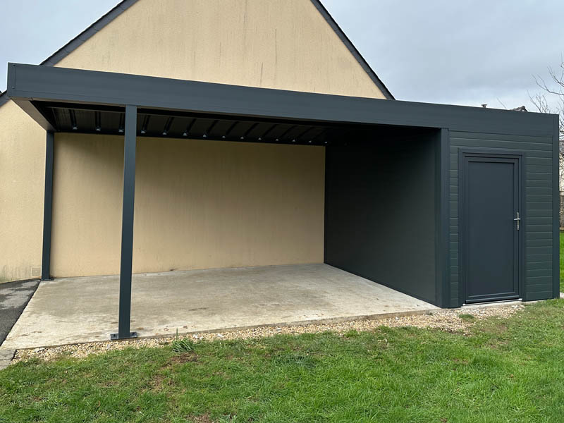 Carport alu avec abri de jardin