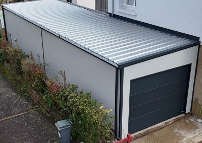 Construction de garage rapide sans entretien