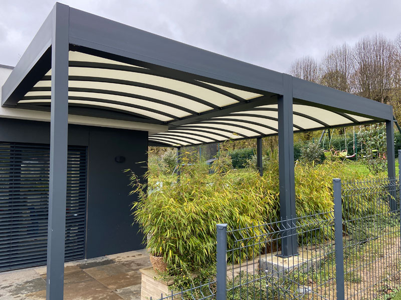 Pergola alu avec toile fixe imperméable Pergola alu sur mesure toile fixe Soltis Proof W96
